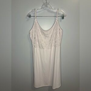 Rhonda Shear Women 4X Sleeveless Stretchy Spaghetti Strap Built in Bra Lingerie